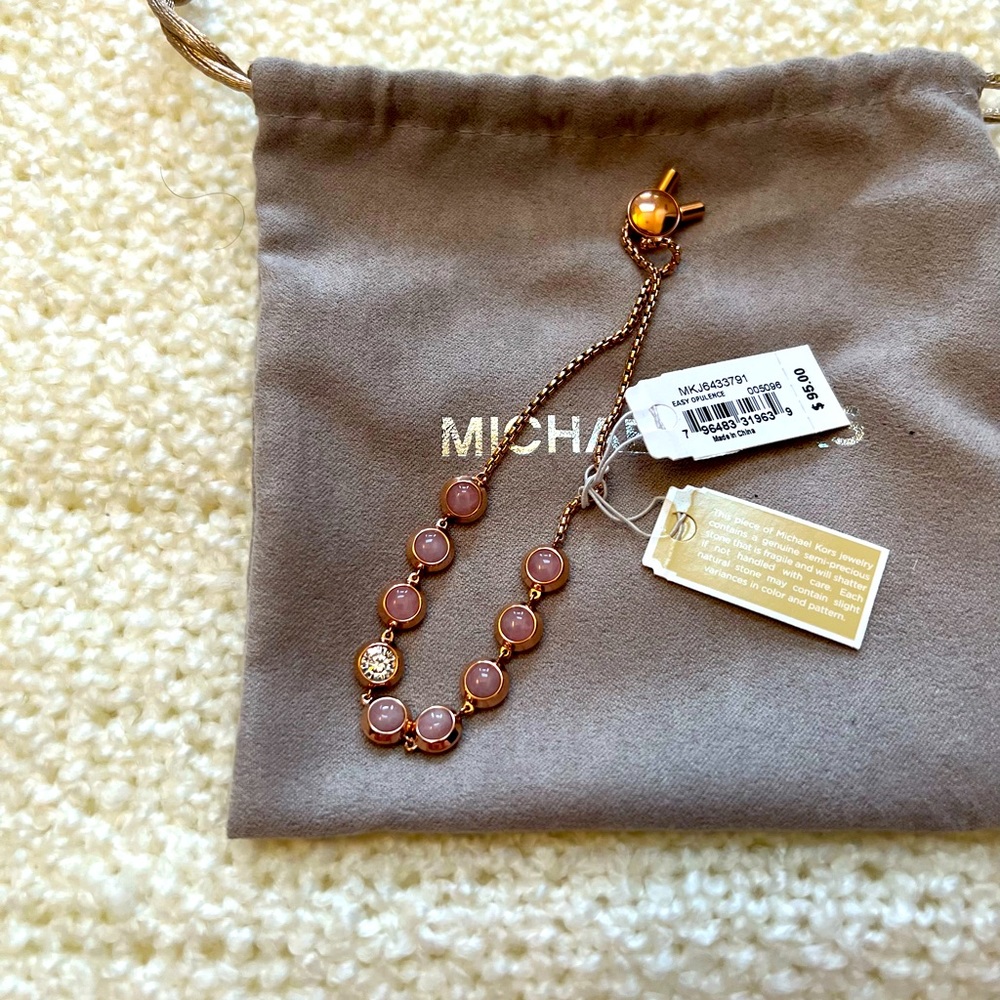 🆕Michael Michael Kors sliding bracelet